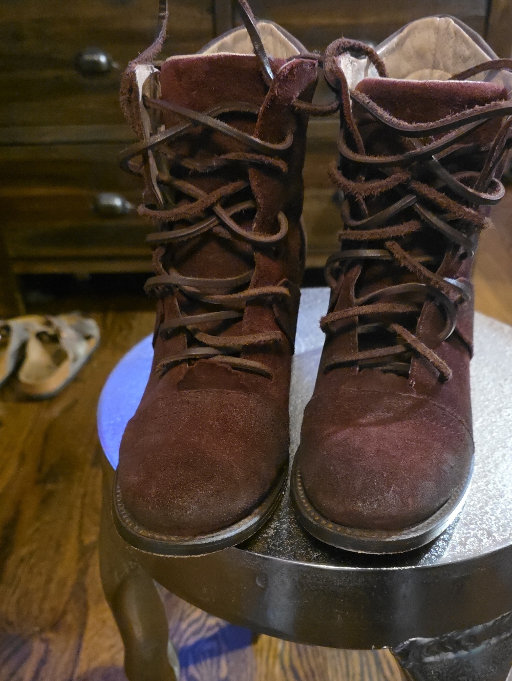 Women's Suede Lace-Up Ankle Boots - Burgundy